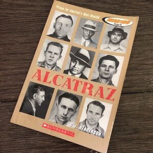 Alcatraz: Prison for America’s Most Wanted paperback book Read180 stage B